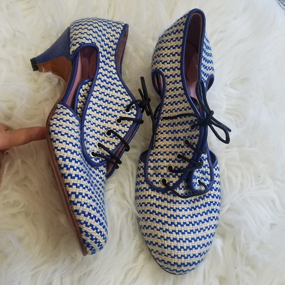 white lace mary jane heels